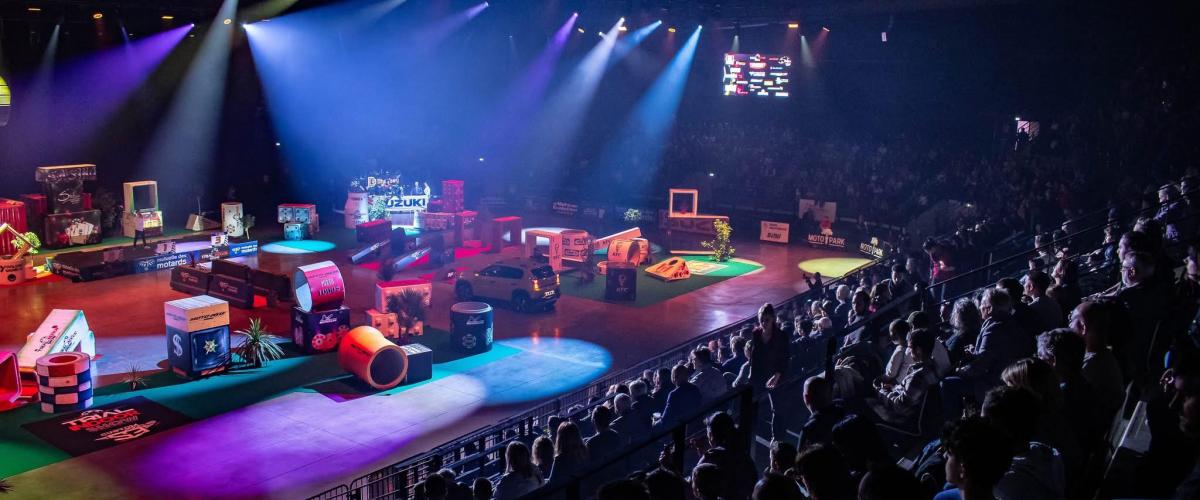 Trial Indoor Show Officiel: Julien Perret et ISUZU
